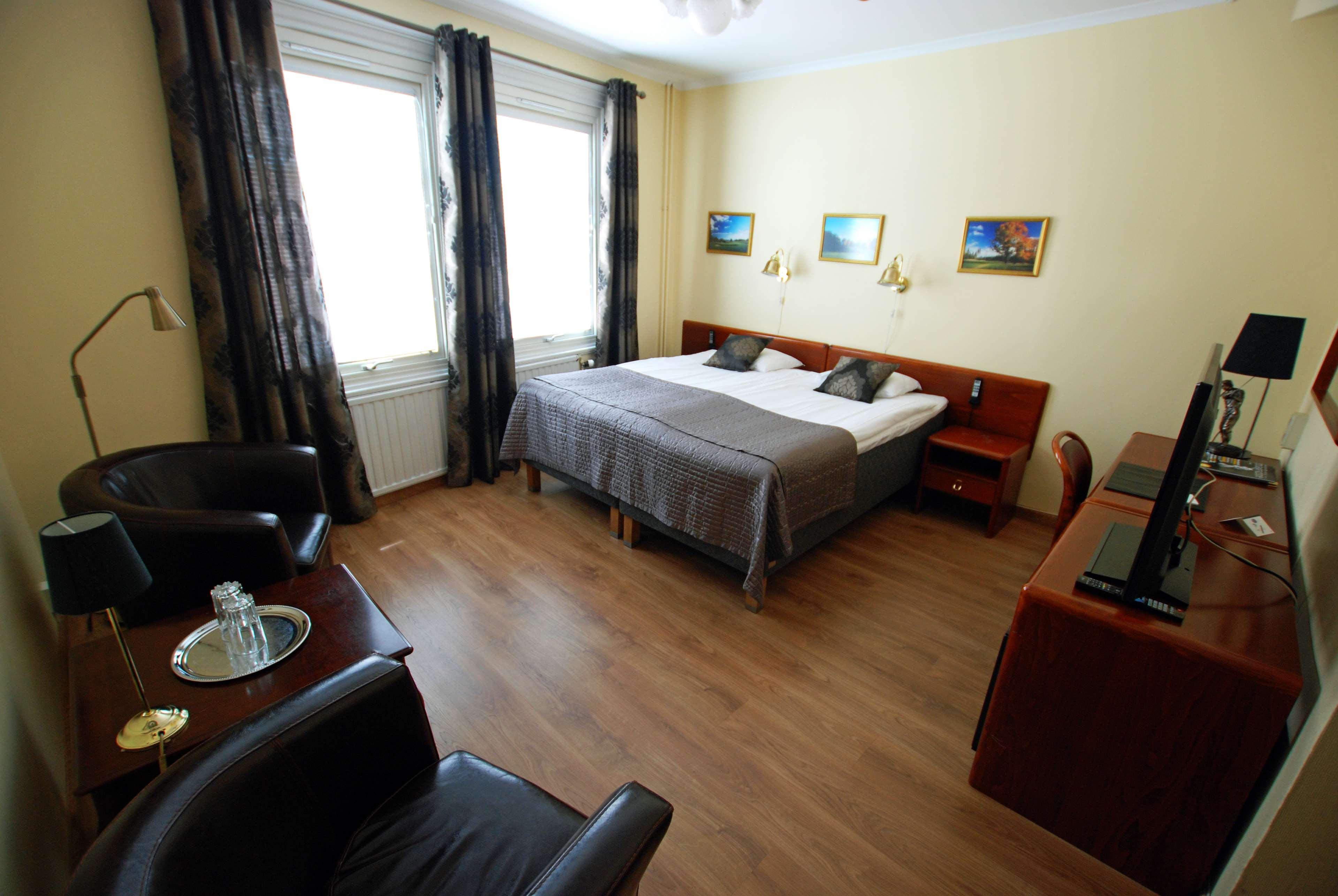 Best Western Plus Fergus Hotel Ngoại thất bức ảnh