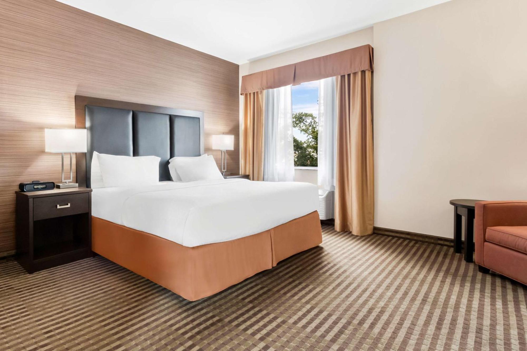 Best Western Plus Fergus Hotel Ngoại thất bức ảnh