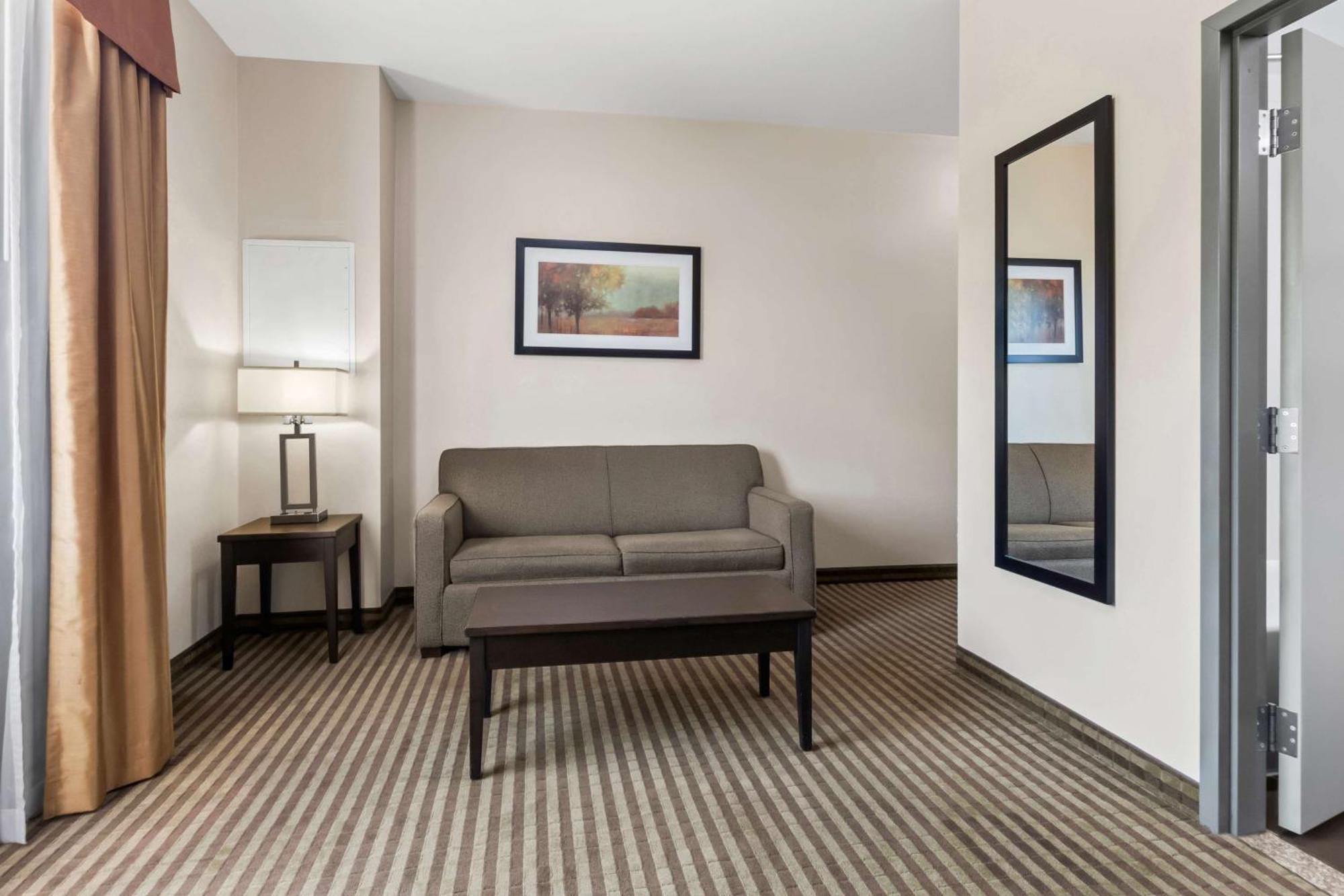 Best Western Plus Fergus Hotel Ngoại thất bức ảnh